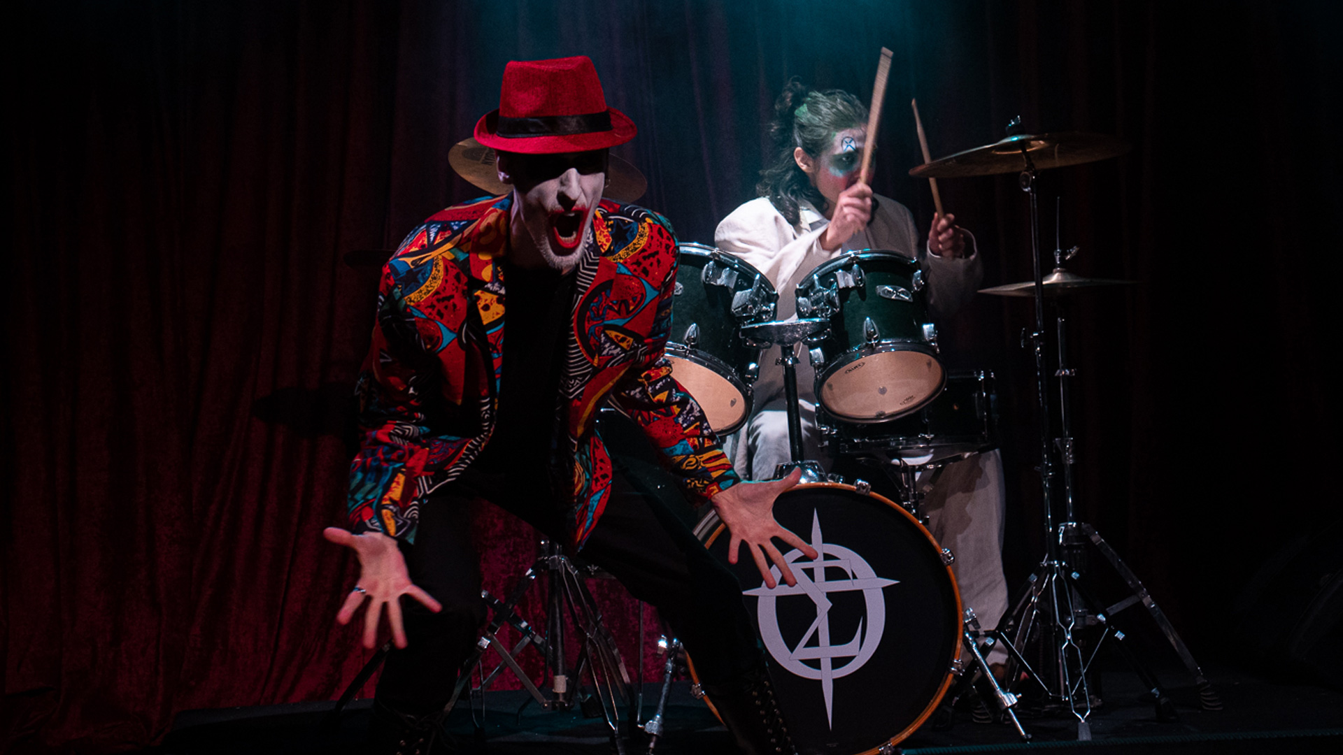 Posers 2021 E Ft Vincius Machado